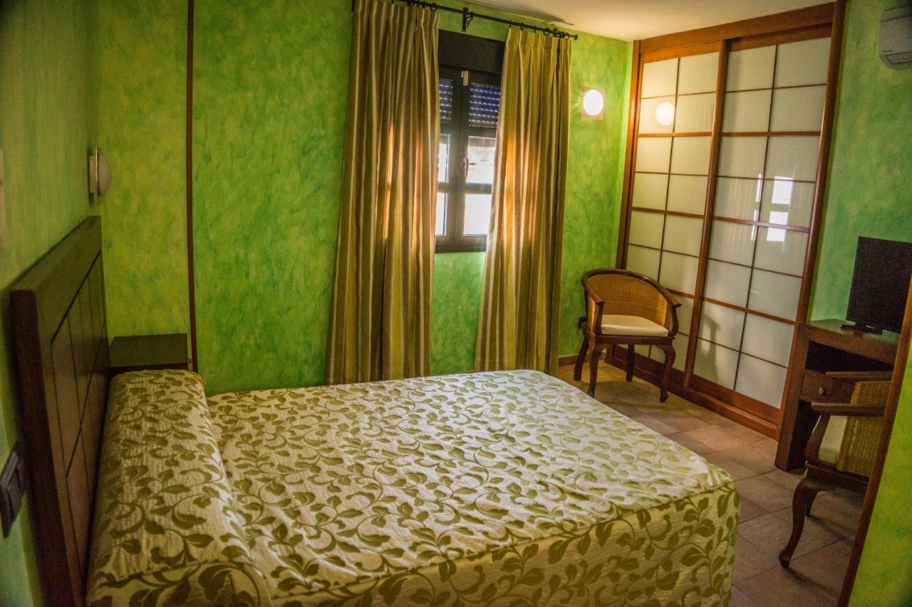 El Soportal De Uceda Hotel Kültér fotó