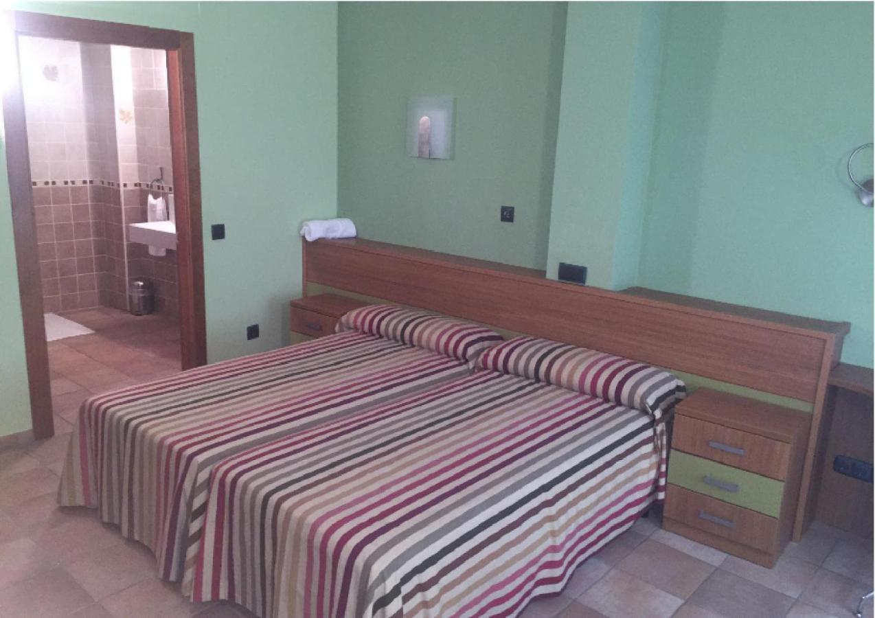 El Soportal De Uceda Hotel Kültér fotó